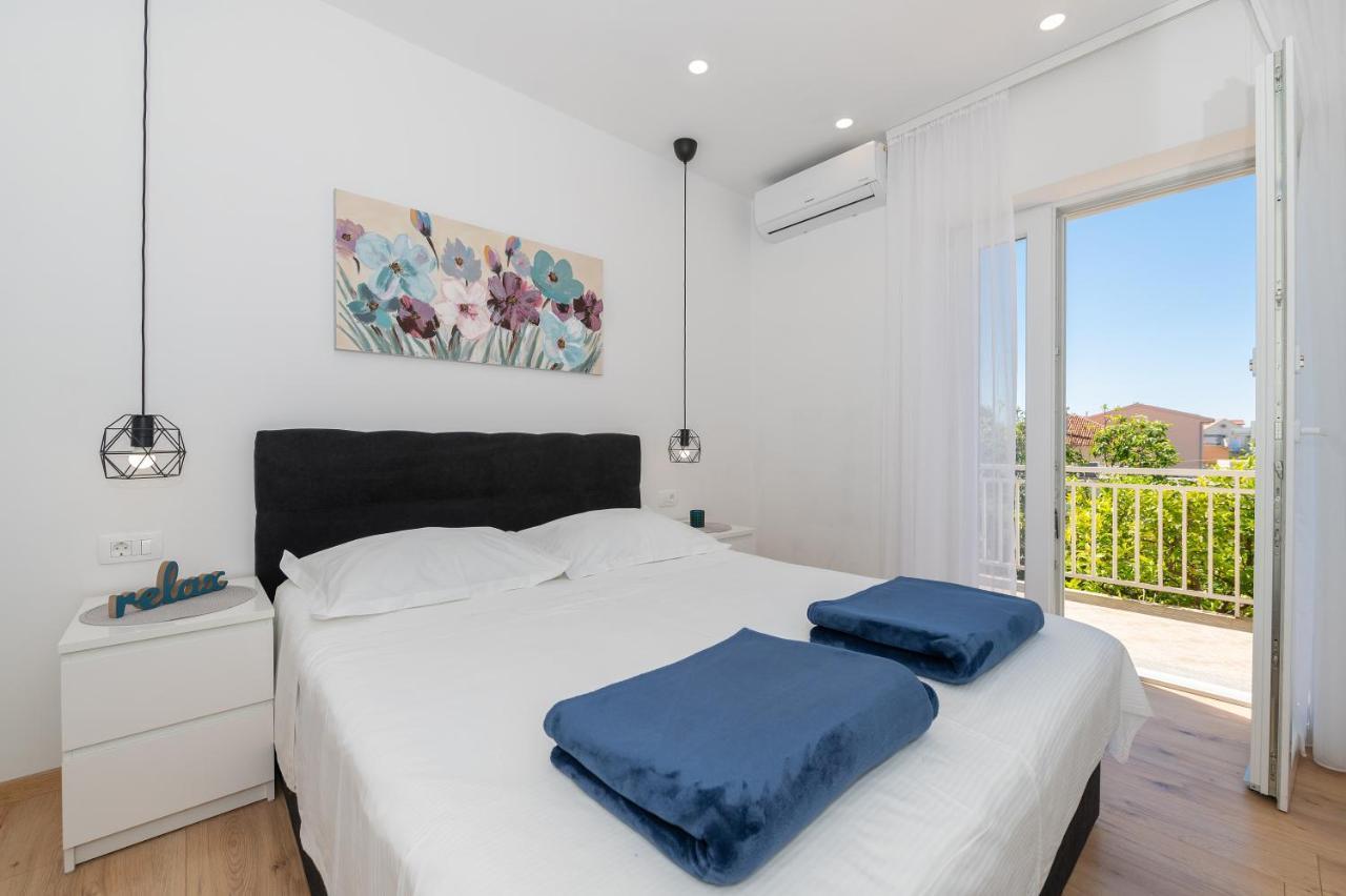 Apartmani Sani Макарська Екстер'єр фото
