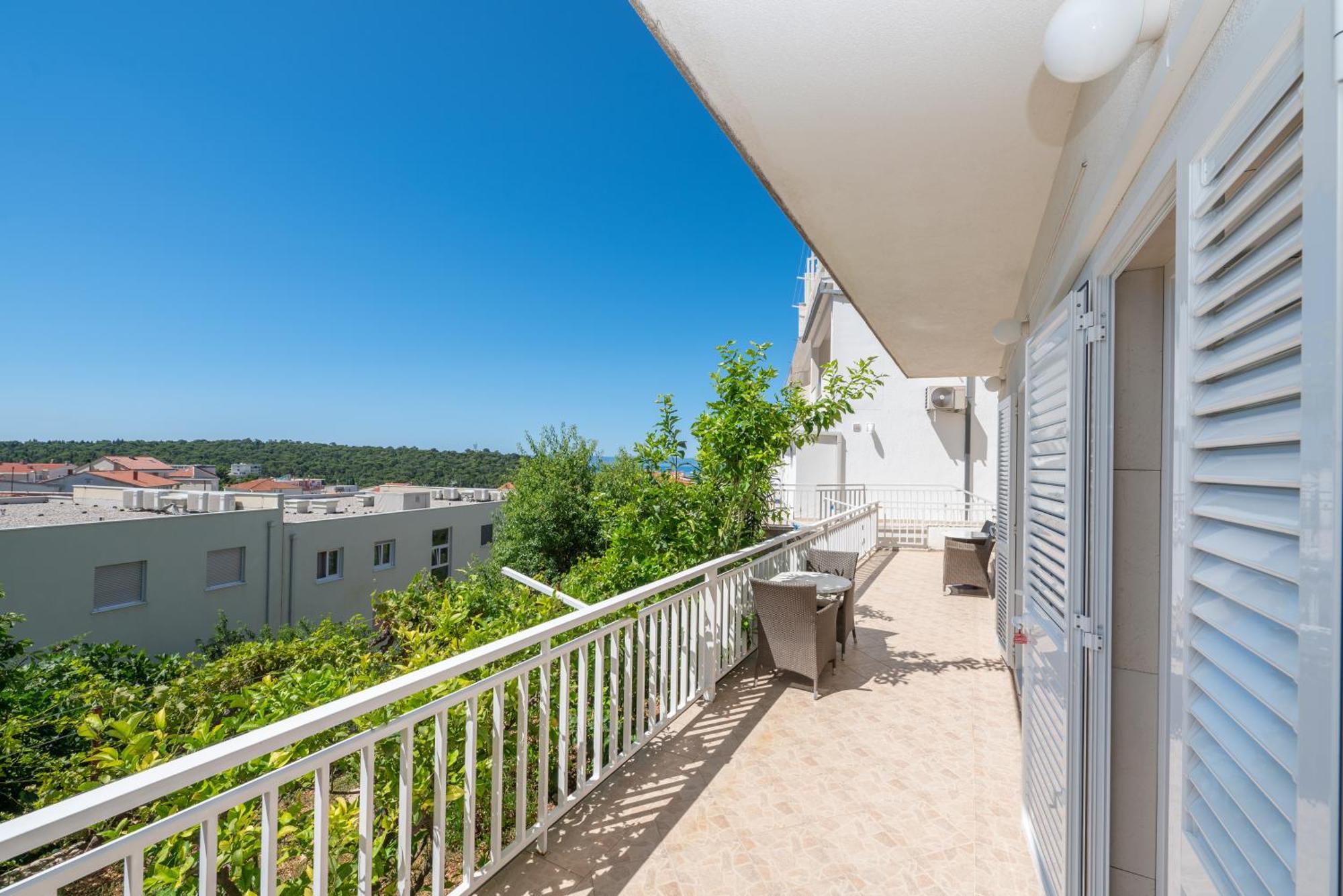 Apartmani Sani Макарська Екстер'єр фото