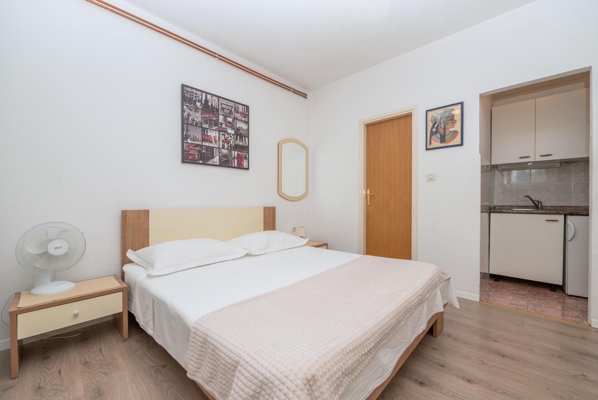Apartmani Sani Макарська Екстер'єр фото