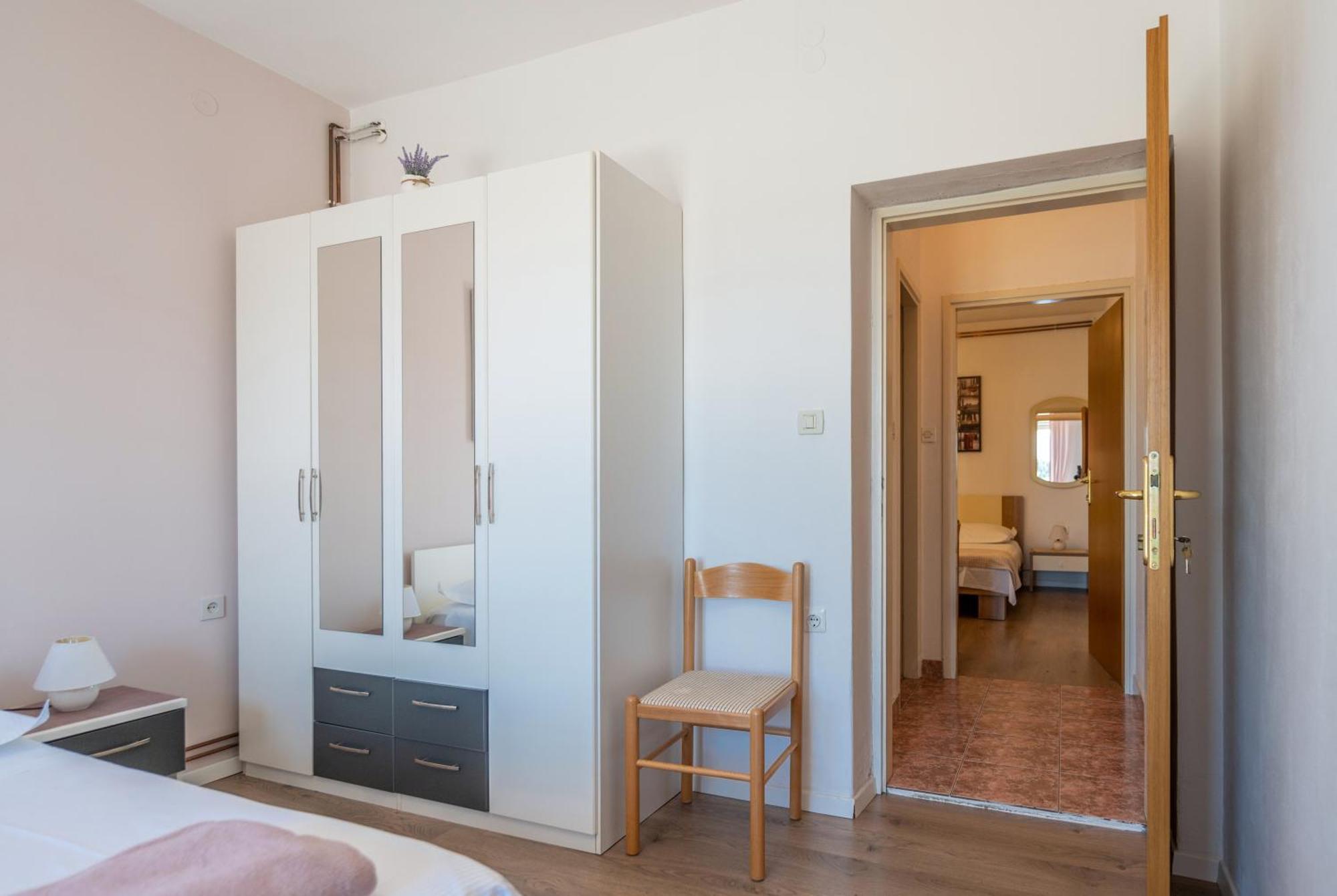 Apartmani Sani Макарська Екстер'єр фото