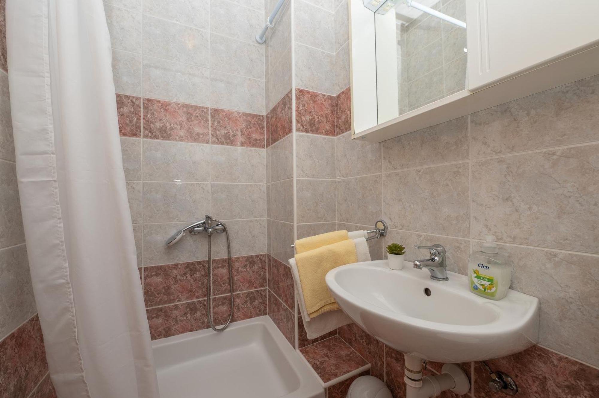 Apartmani Sani Макарська Екстер'єр фото