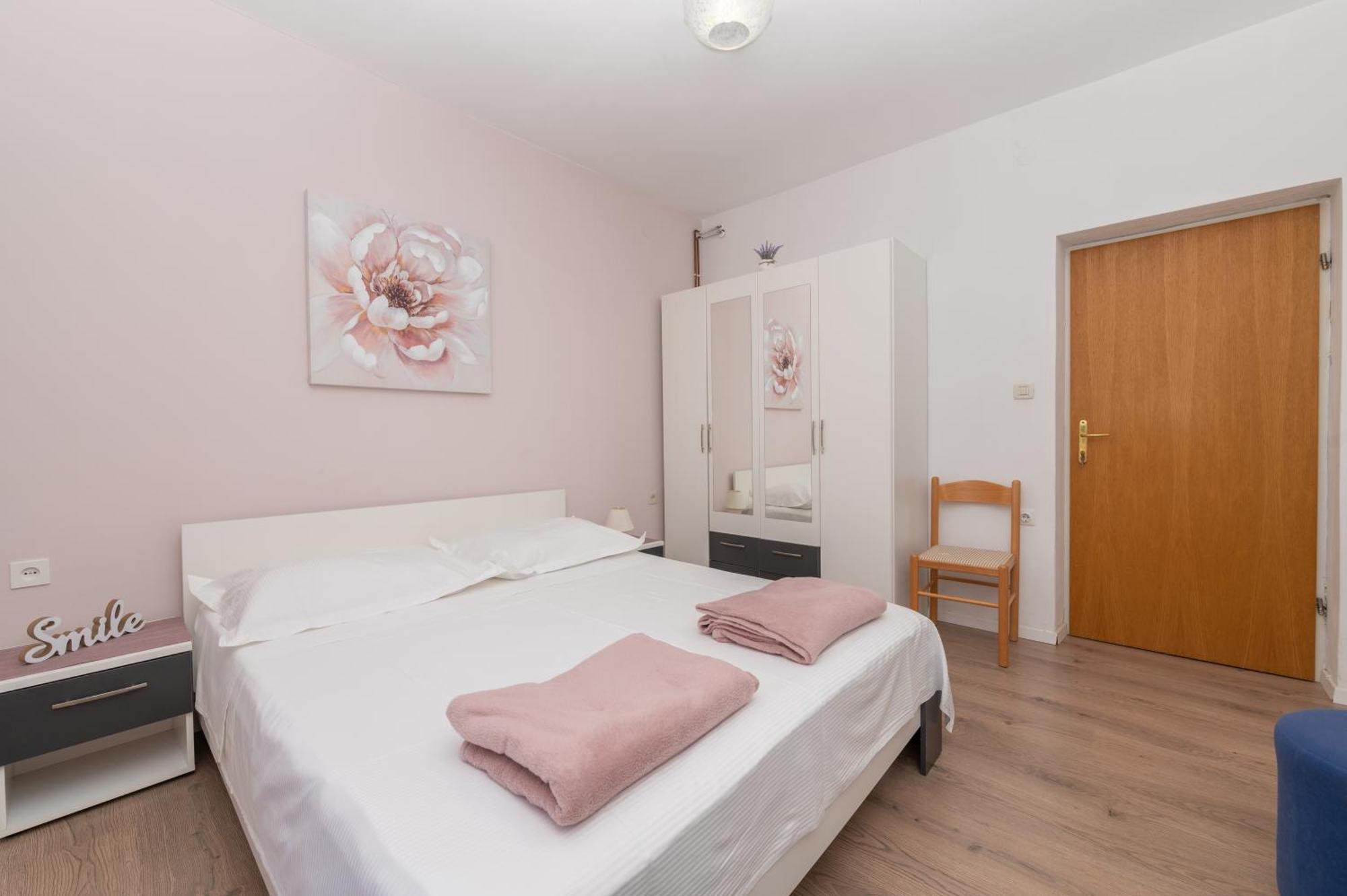Apartmani Sani Макарська Екстер'єр фото