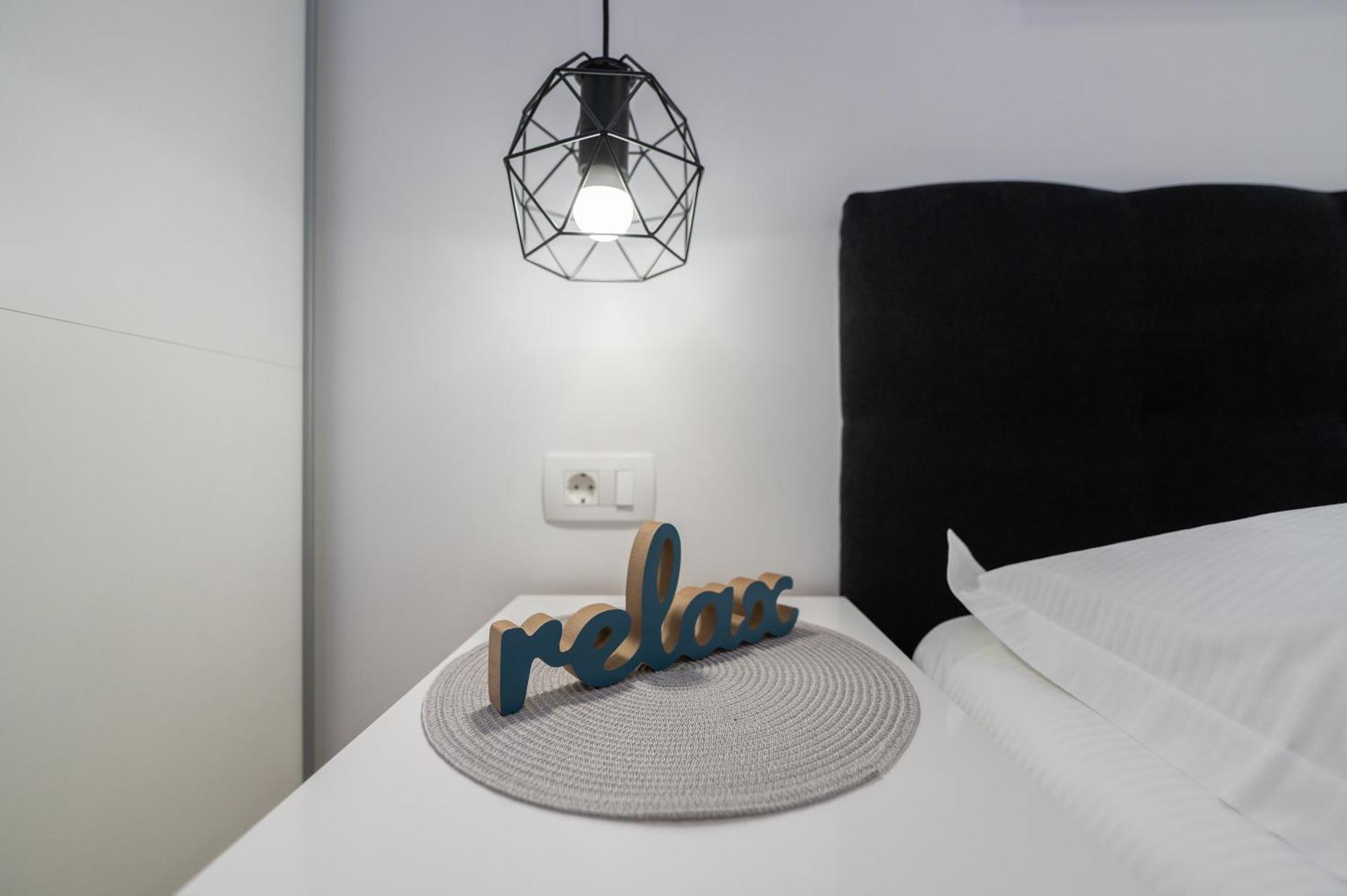 Apartmani Sani Макарська Екстер'єр фото